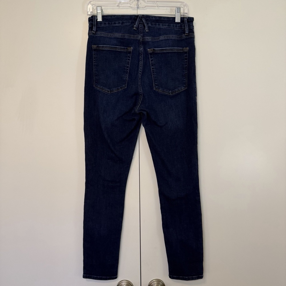 Good American Good Legs Crop Jeans - Picture 2 of 6